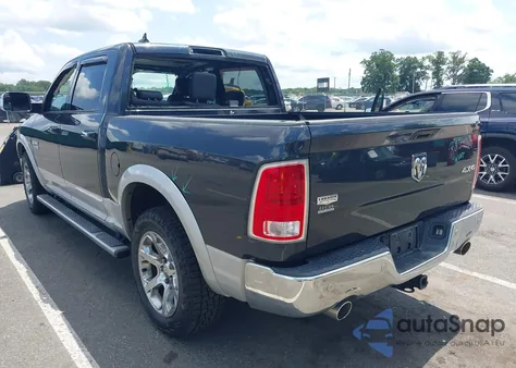 2015 Ram 1500 Laramie z USA, uszkodzony, nr VIN 1C6RR7NTXFS774592
